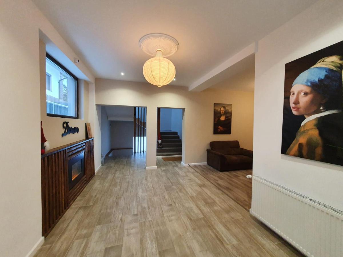 Vila Panoramic Buşteni Εξωτερικό φωτογραφία
